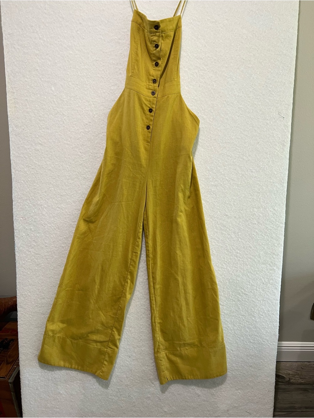 Lulu’s Yellow linen Jumpsuit with Button Front